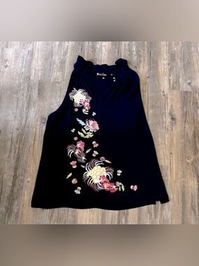New York & Company 7th Avenue Design Studio sleeveless blouse